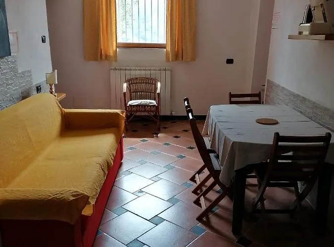 Casa Mary Кьявари