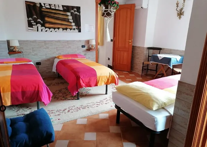 Casa Mary קיאברי